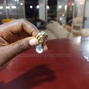 Enid Engagement+ Wedding Ring Set - Gold (Size 18)