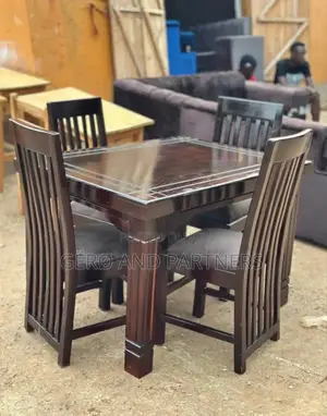 Basic Dining Table