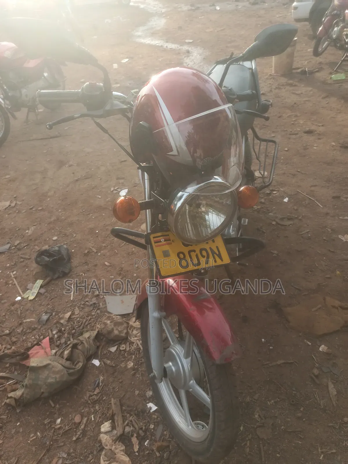 TVS HLX 125 2023 Red