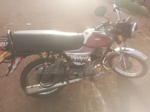 Bajaj Boxer 100 2016 Red
