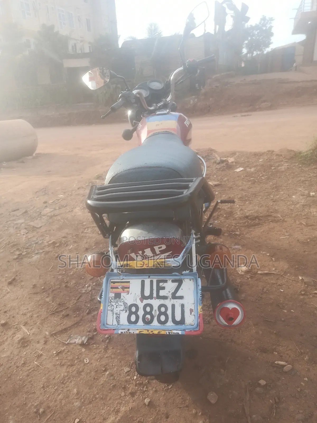 TVS HLX 125 2018 Red