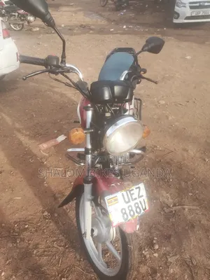 TVS HLX 125 2018 Red