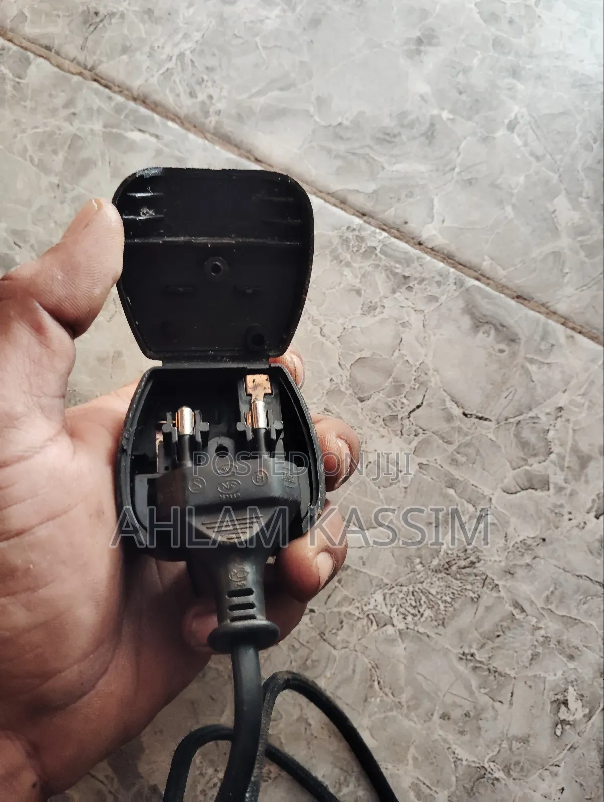 Fused Electrical Plug Converter Flat 2pin Female to 3pinmale