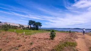 Victoria Lake Side Entebbe Kawuku Land on Sale