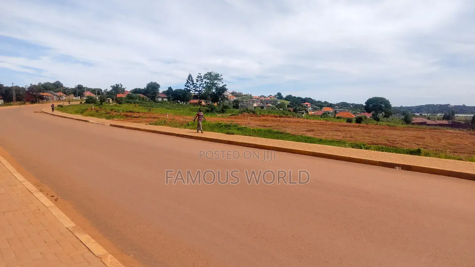 Kawuku Bwelenga Road Side Land on Sale