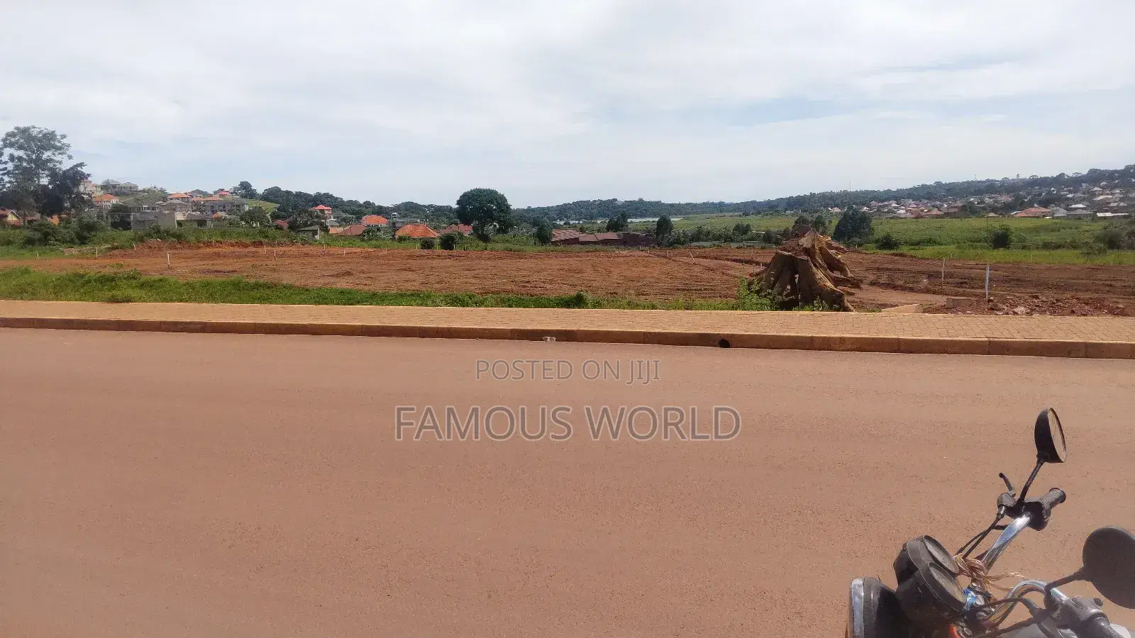 Kawuku Bwelenga Road Side Land on Sale