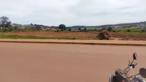 Kawuku Bwelenga Road Side Land on Sale