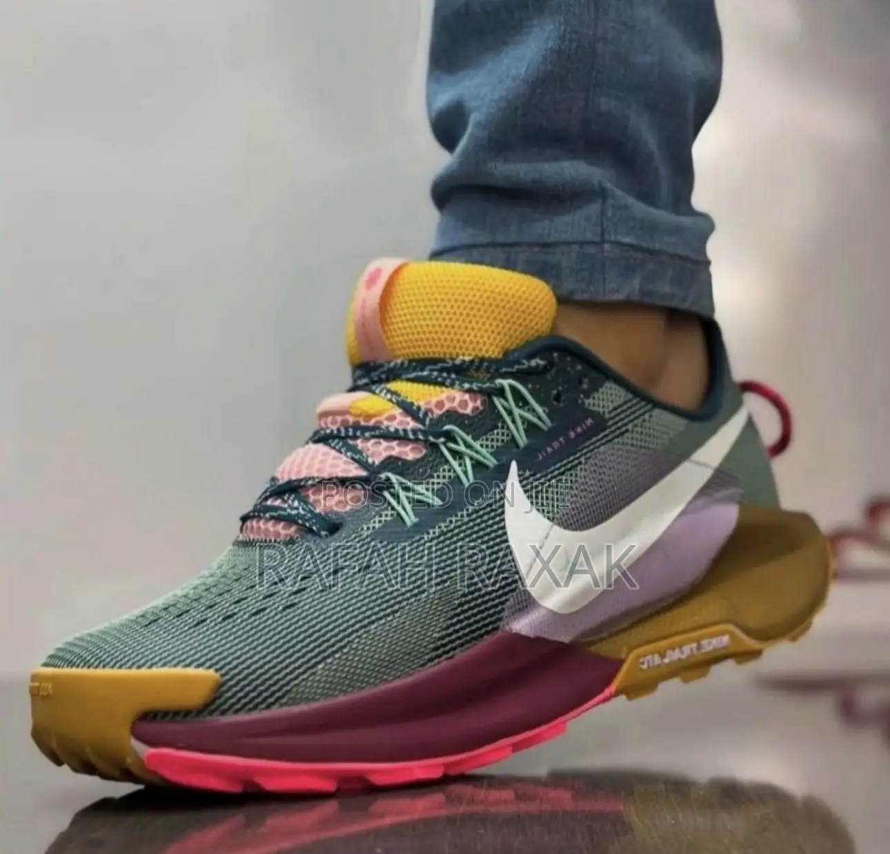 Original Nike Zoom Pegasus Trail 5 Multicolor Sneakers