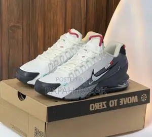 Original Nike Air Max Pulse Roam Sneakers
