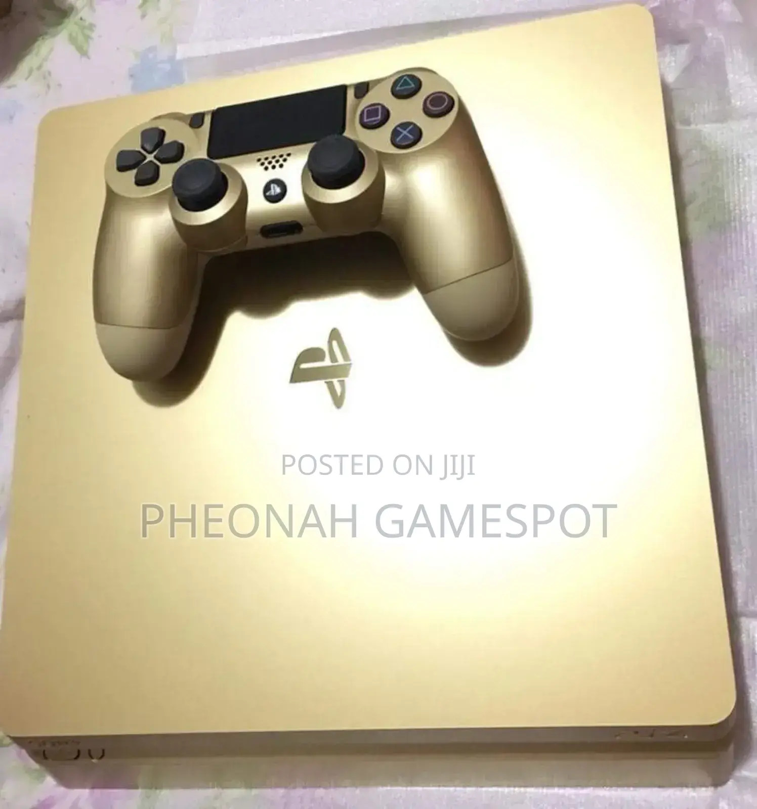 Playstation 4 Slim. Chipped With 12 Games and 2 Controllers