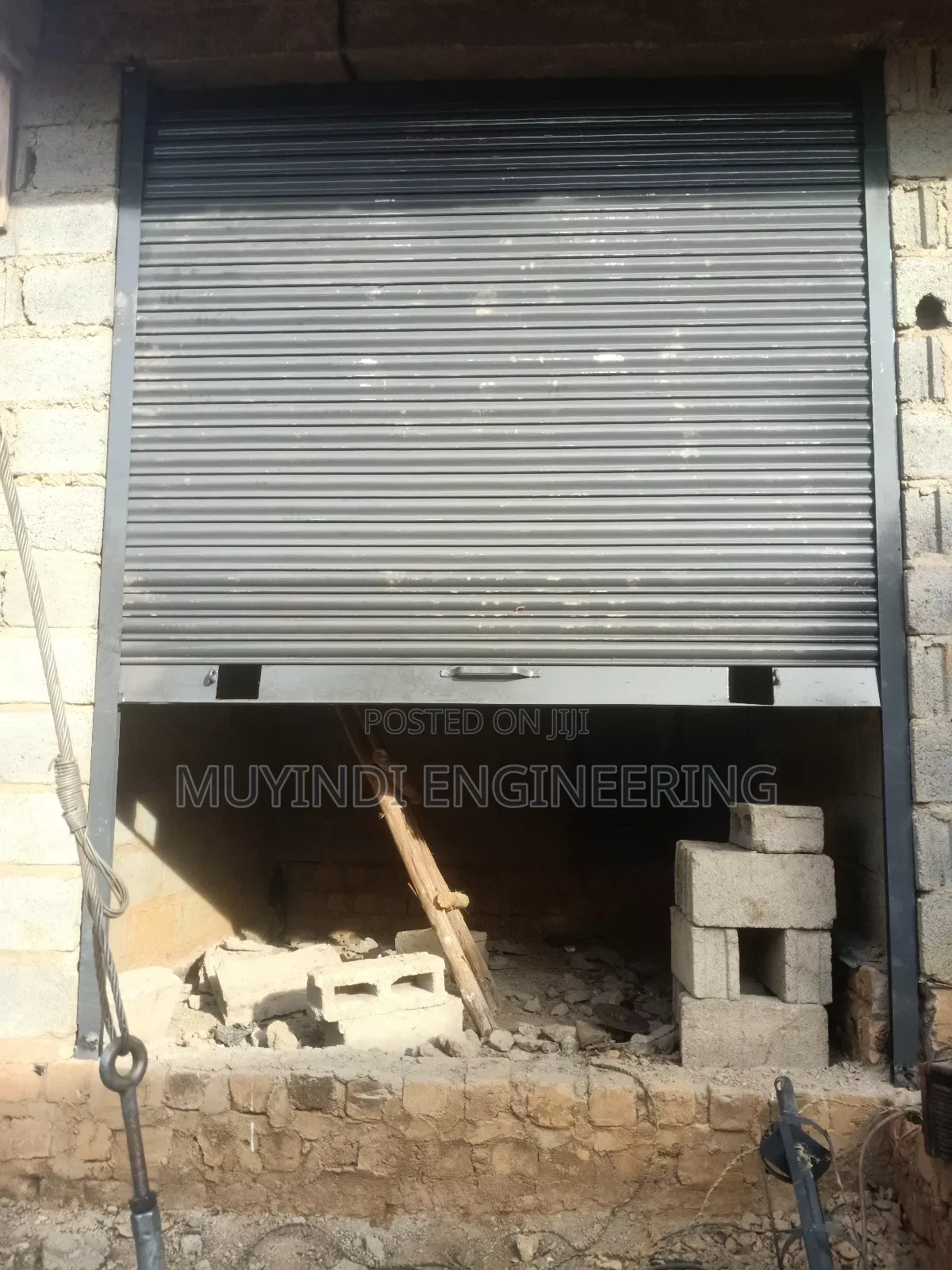 Rolling Shutter 9x7ft