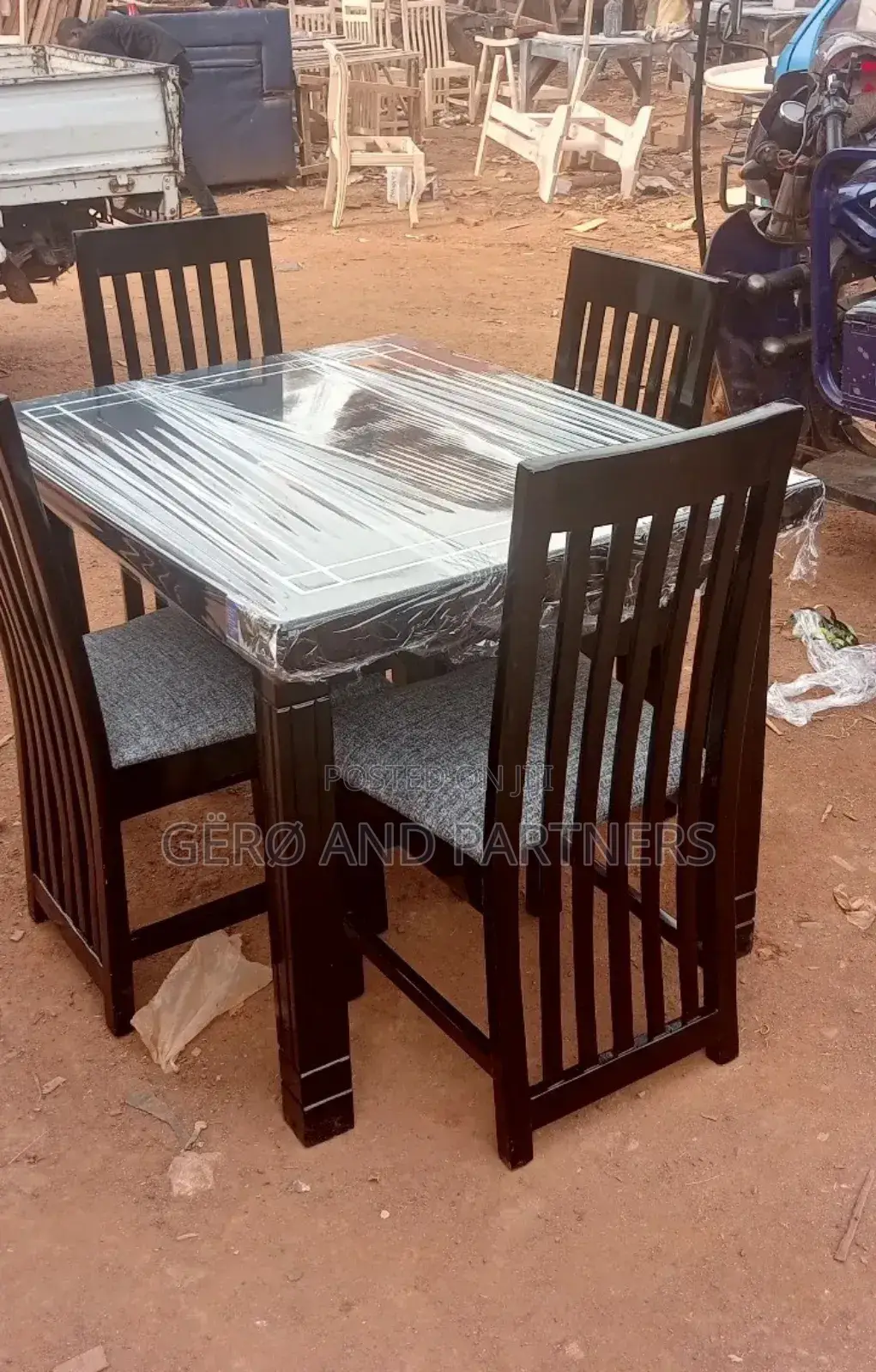 Hardwood 4-Seater Dining