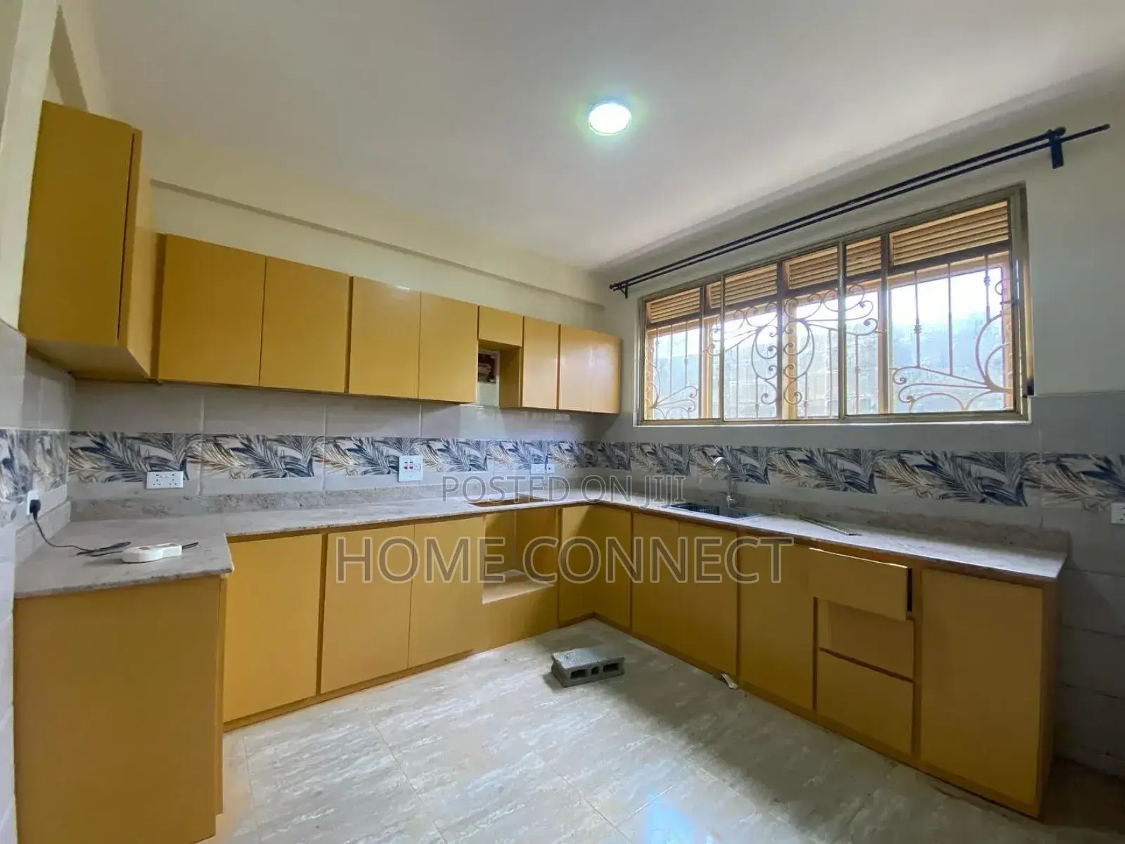 3bdrm Apartment in Ntinda Mineral Rd, Central Division for rent