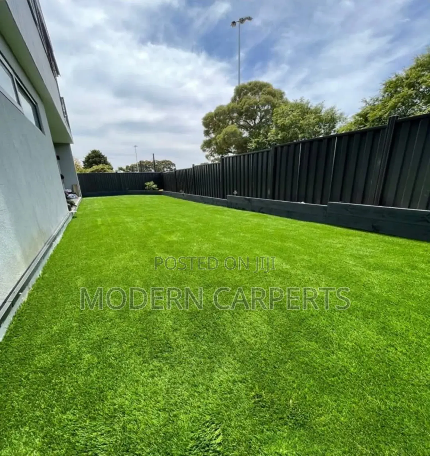 Vertical Artificial Turf