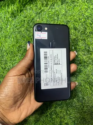 Apple iPhone 7 32 GB Black
