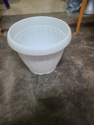 Plastic Flower Pot