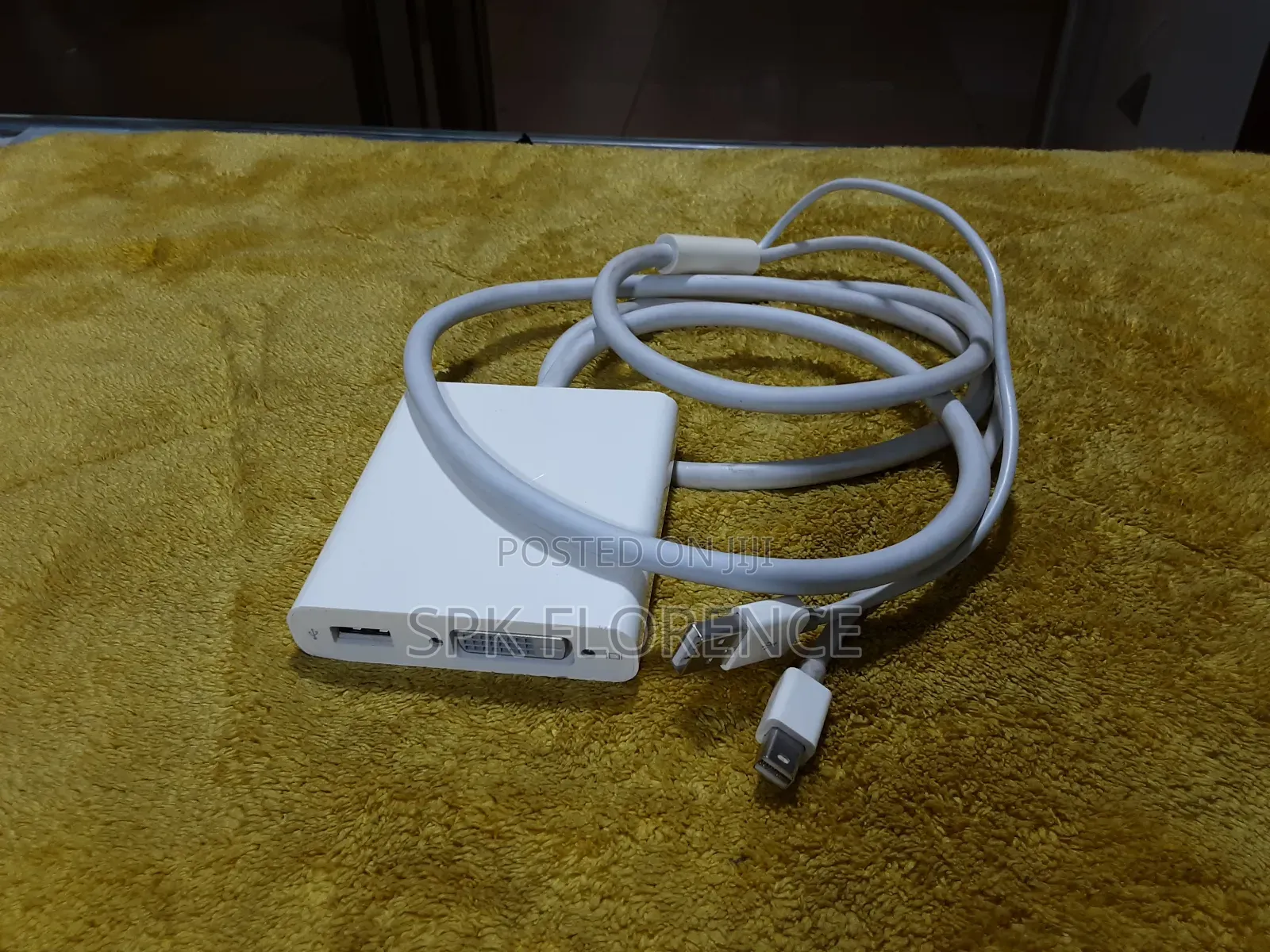 Apple Mini Display Port to Dual -Link Adapter