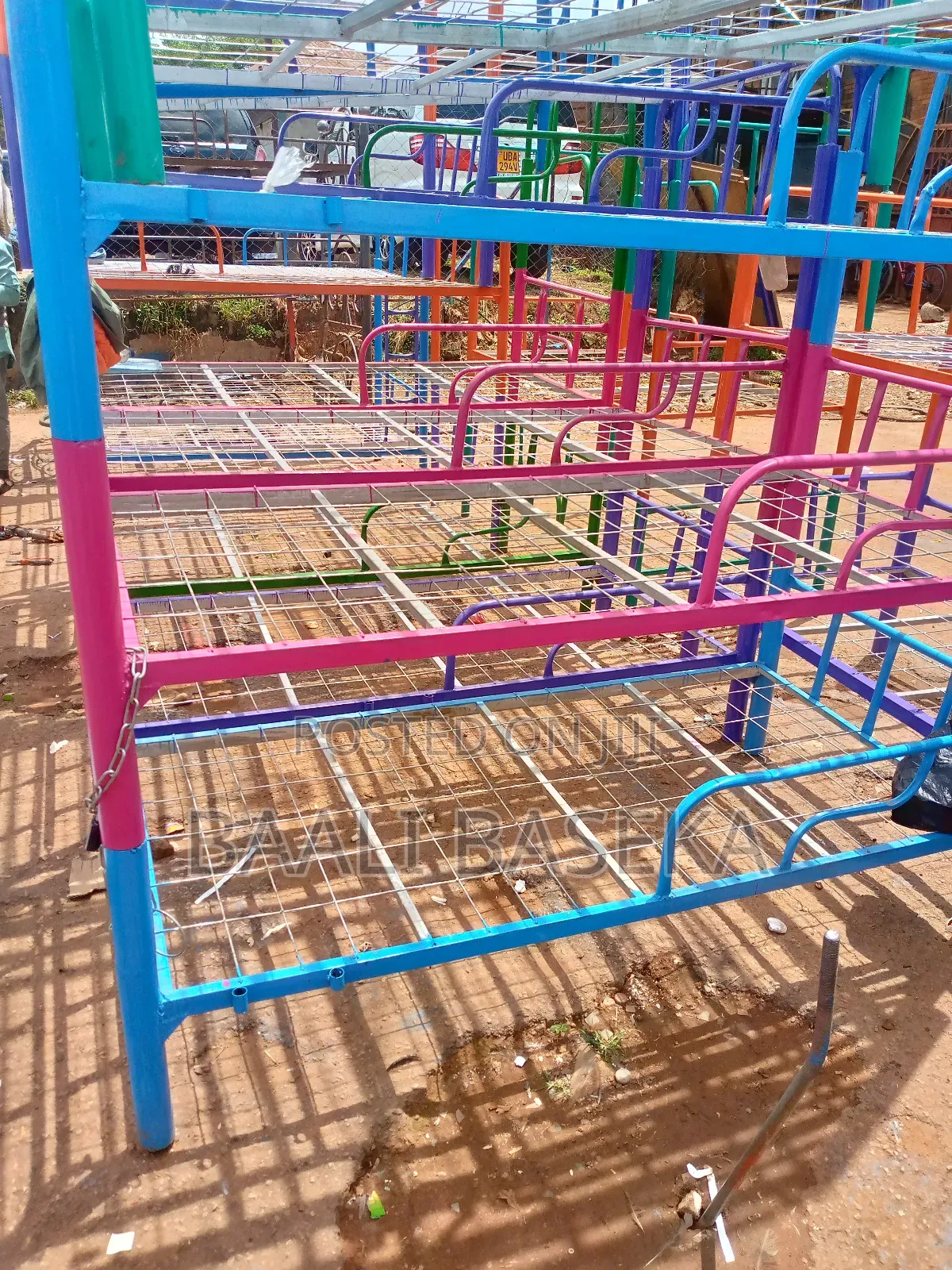 Deckers/Beds