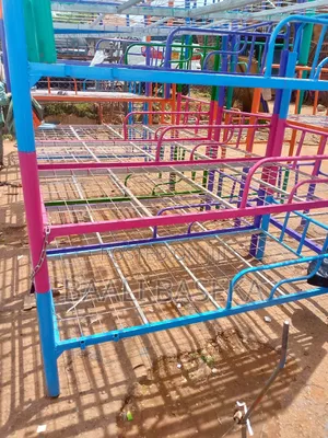 Deckers/Beds