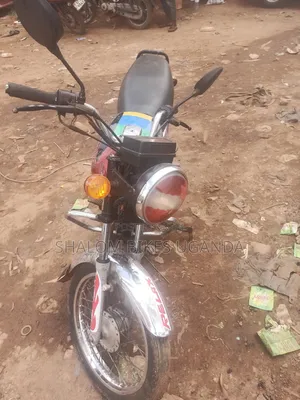 Bajaj Boxer 2017 Red