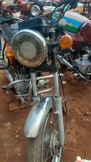 Bajaj Boxer 100 2017 Red