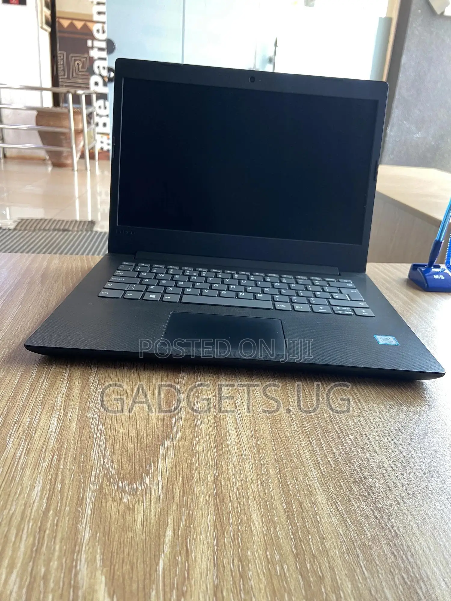 Laptop Lenovo IdeaPad 330S 4GB Intel Core I5 HDD+SSD 500GB