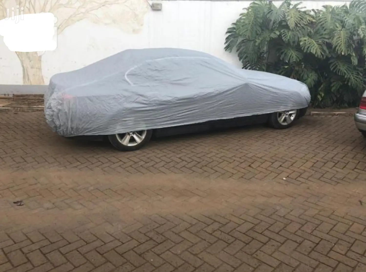 Brand New Car Cover,Protect Car From Direct Light And Paint Distotion