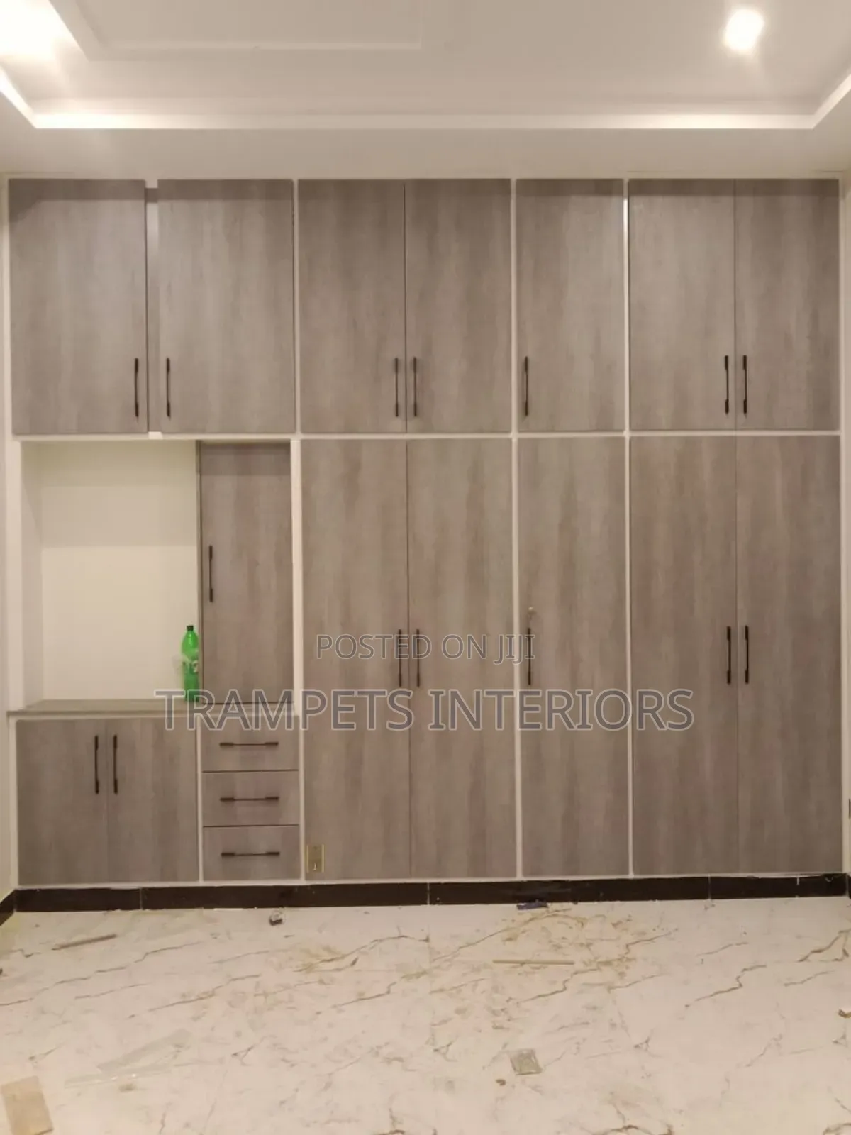 Wardrobe / Megan Extra Wardrobes
