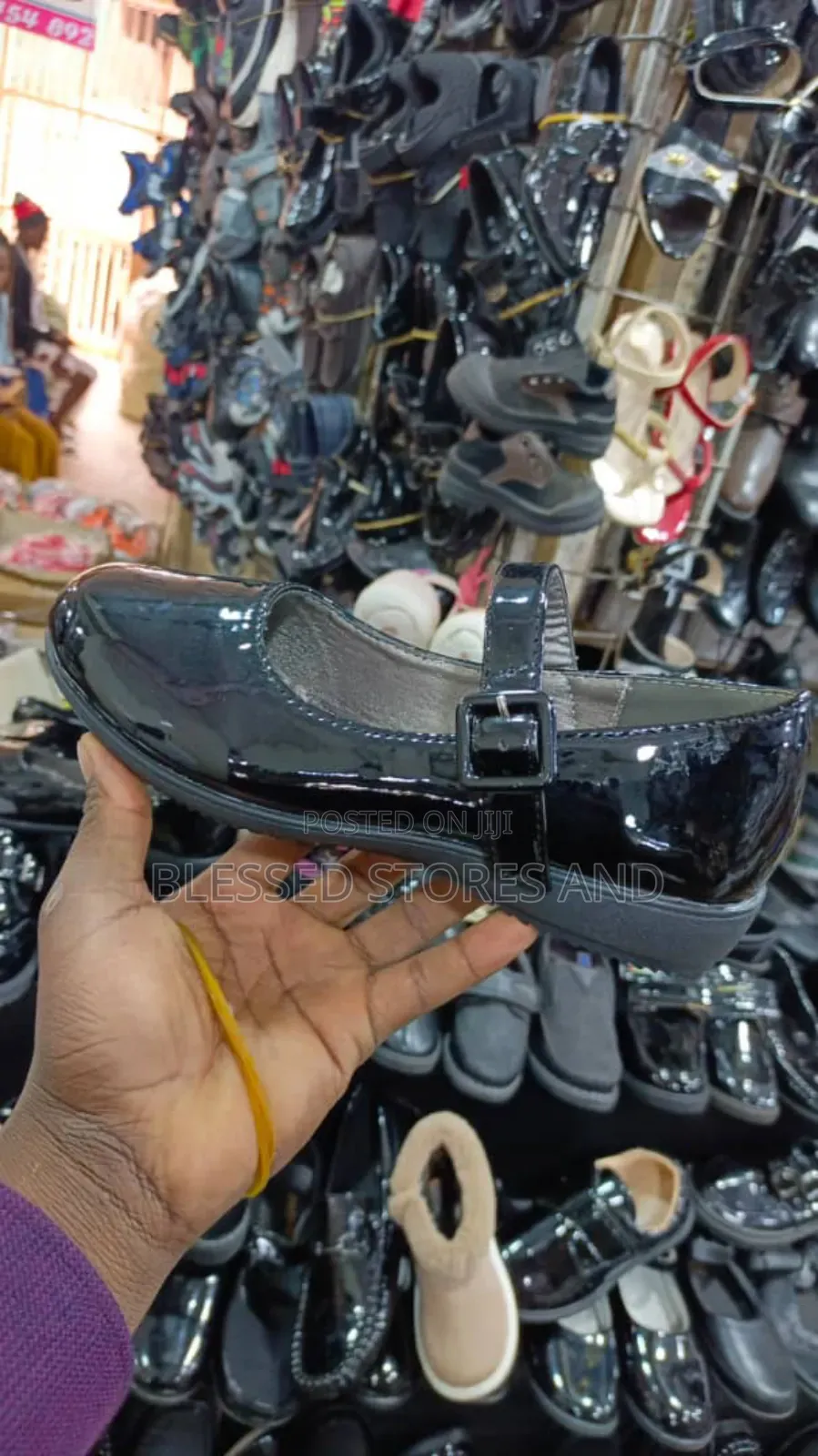 Girl Shinny School Shoes (37_42)