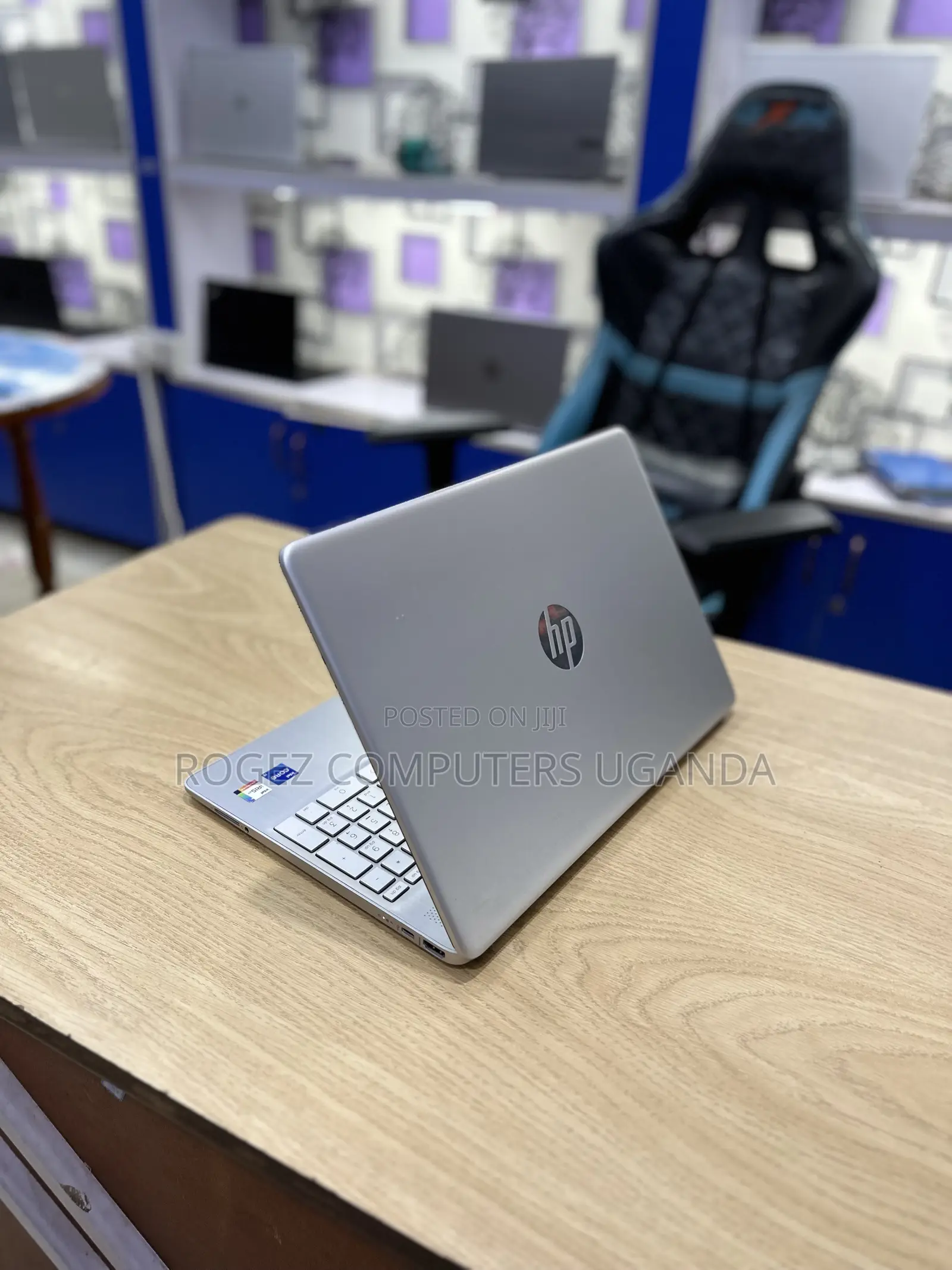 New Laptop HP Pavilion 15-Eh0050wm 16GB Intel Core I7 SSD 512GB