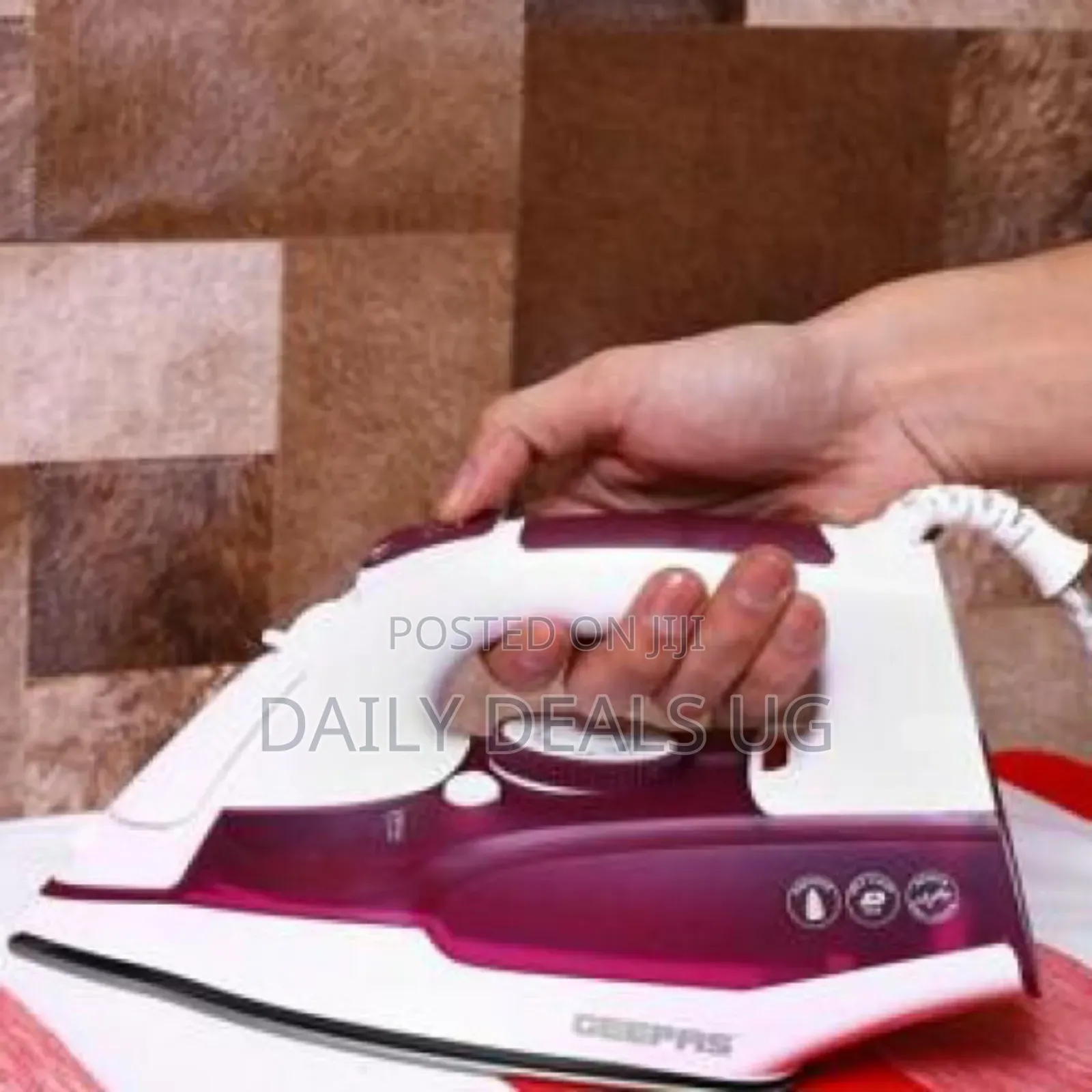 Geepas Steam Iron With Non-Stick Soleplate 240ml Tank