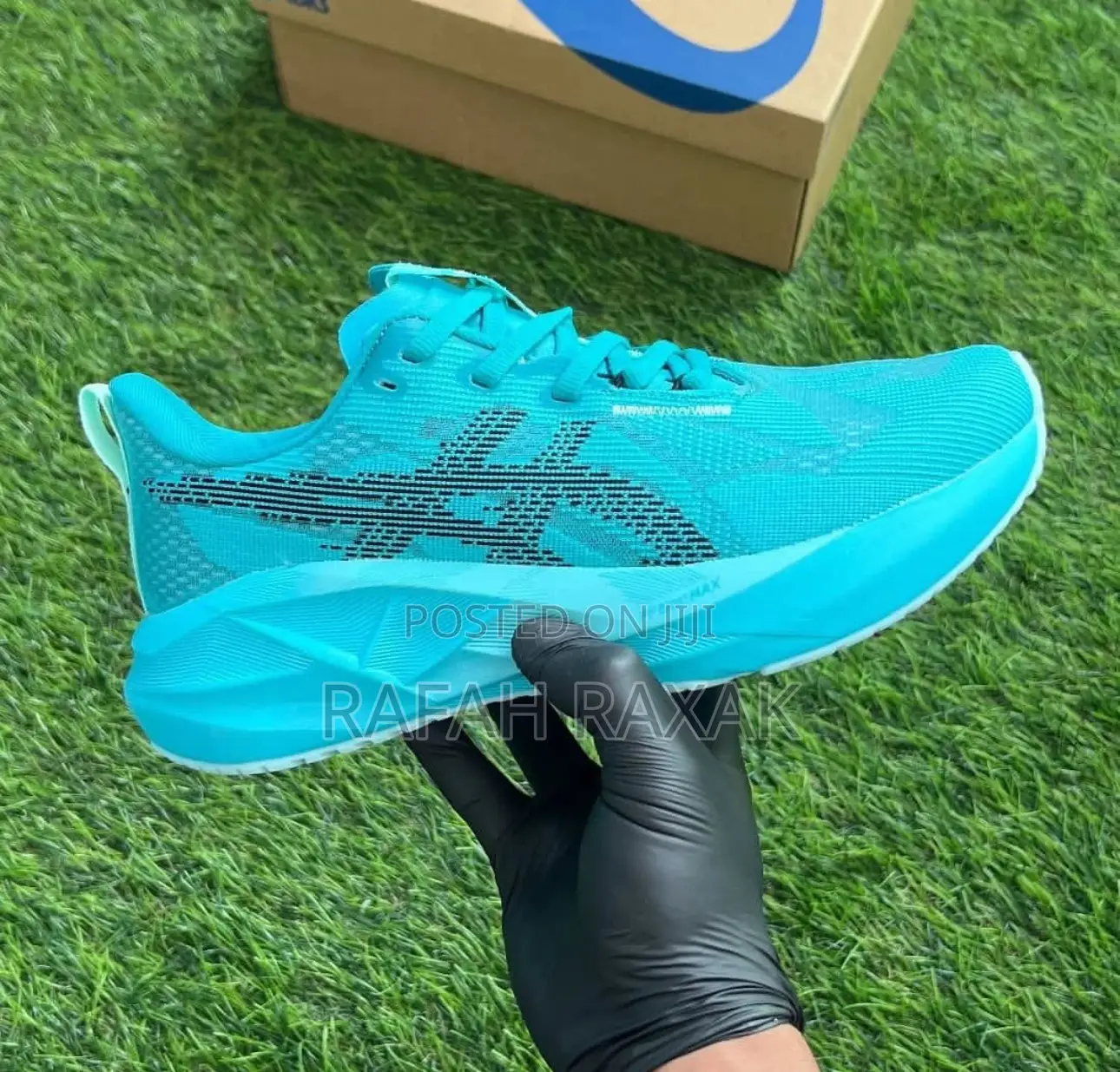 Original Asics Novablast 5 Breathable Running Sneakers