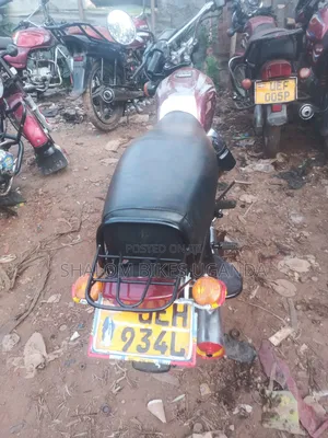 Bajaj Boxer 2017 Red