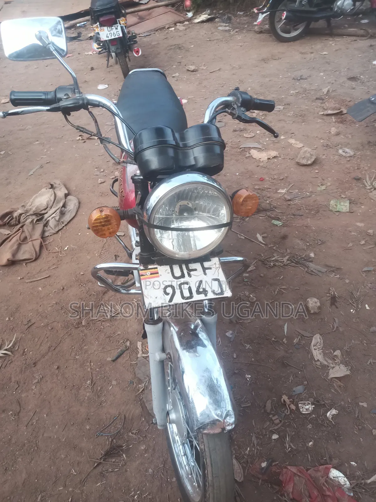 Bajaj Boxer 100 2023 Red
