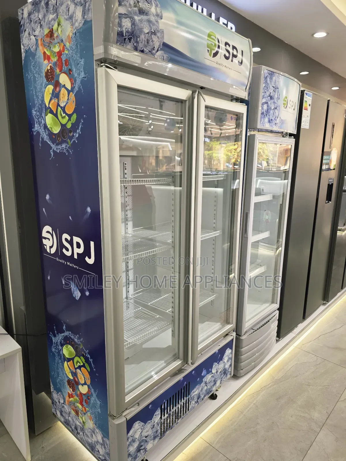 830ltrs SPJ Show Case Chiller Refrigerator at Good Price
