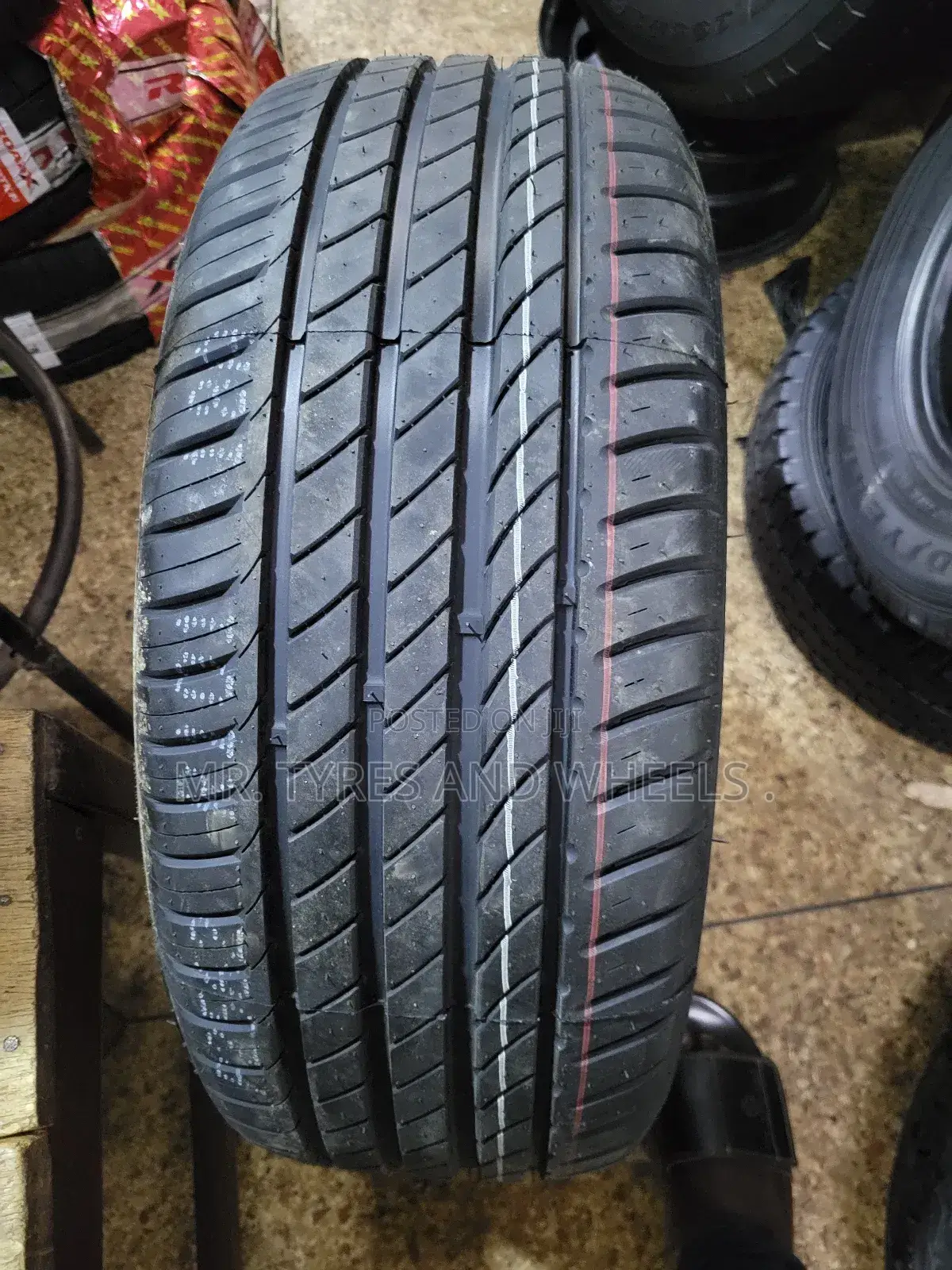 Zextour Premium Back in the Market 215 55 R17.