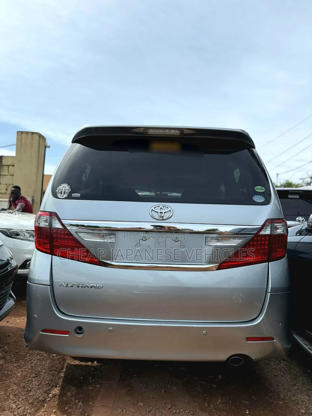 Toyota Alphard 2.4 Petrol FWD 2013 Silver