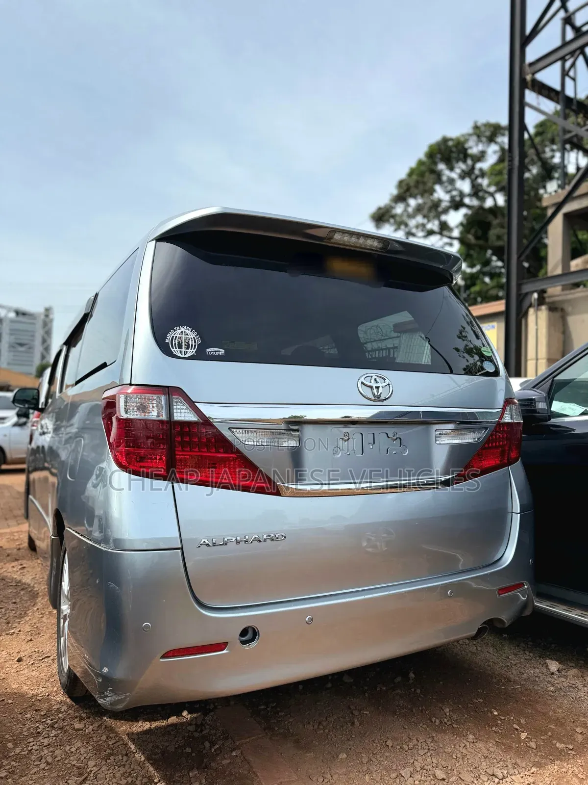 Toyota Alphard 2.4 Petrol FWD 2013 Silver
