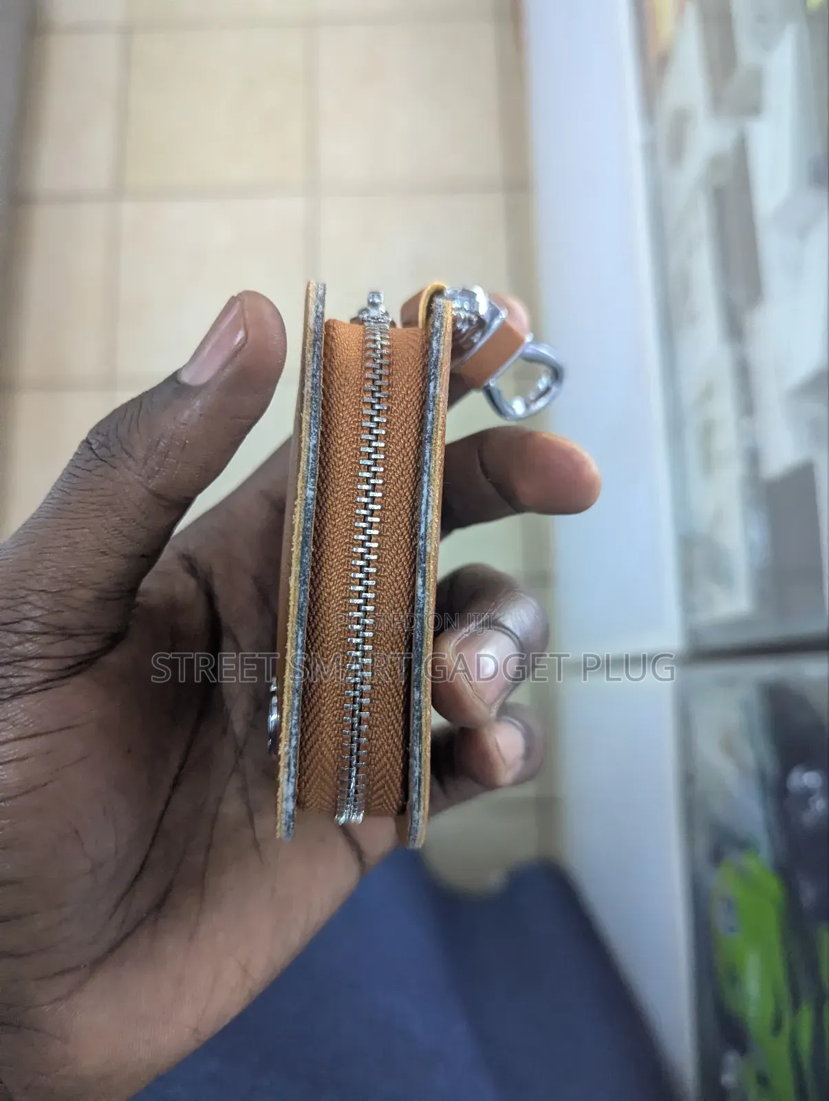 Spigen Universal Pods Cases