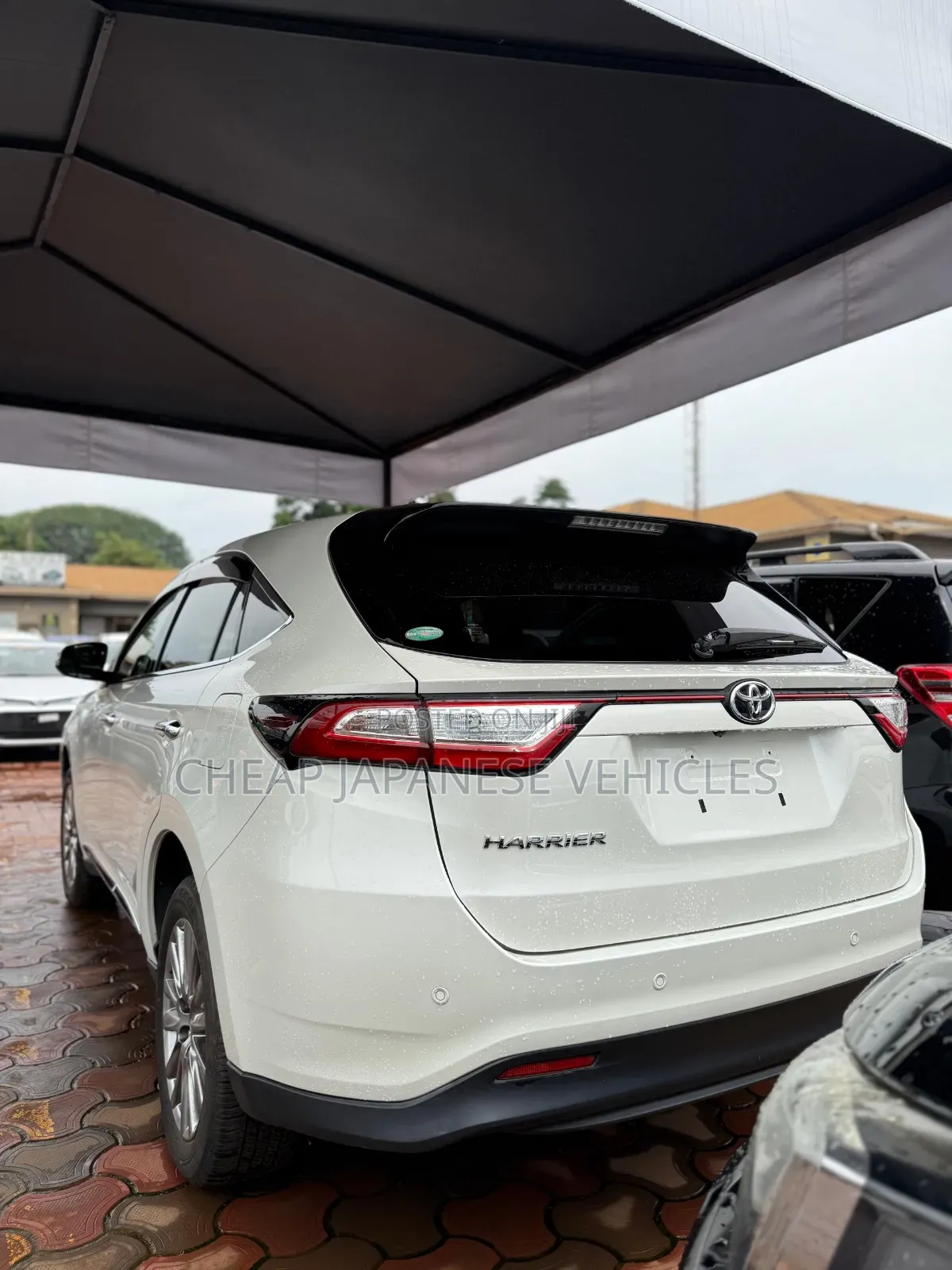 Toyota Harrier 2.0 4WD 2018 Pearl