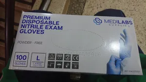 Disposable Nitrile Exam Glaves