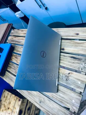New Laptop Dell XPS 15 (9560) 16GB Intel Core I7 SSD 512GB