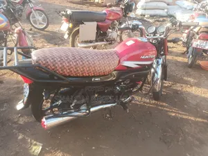 Hero Hunter 125 2022 Red