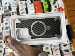 Movenchy Metalic Case 15 Promax Black