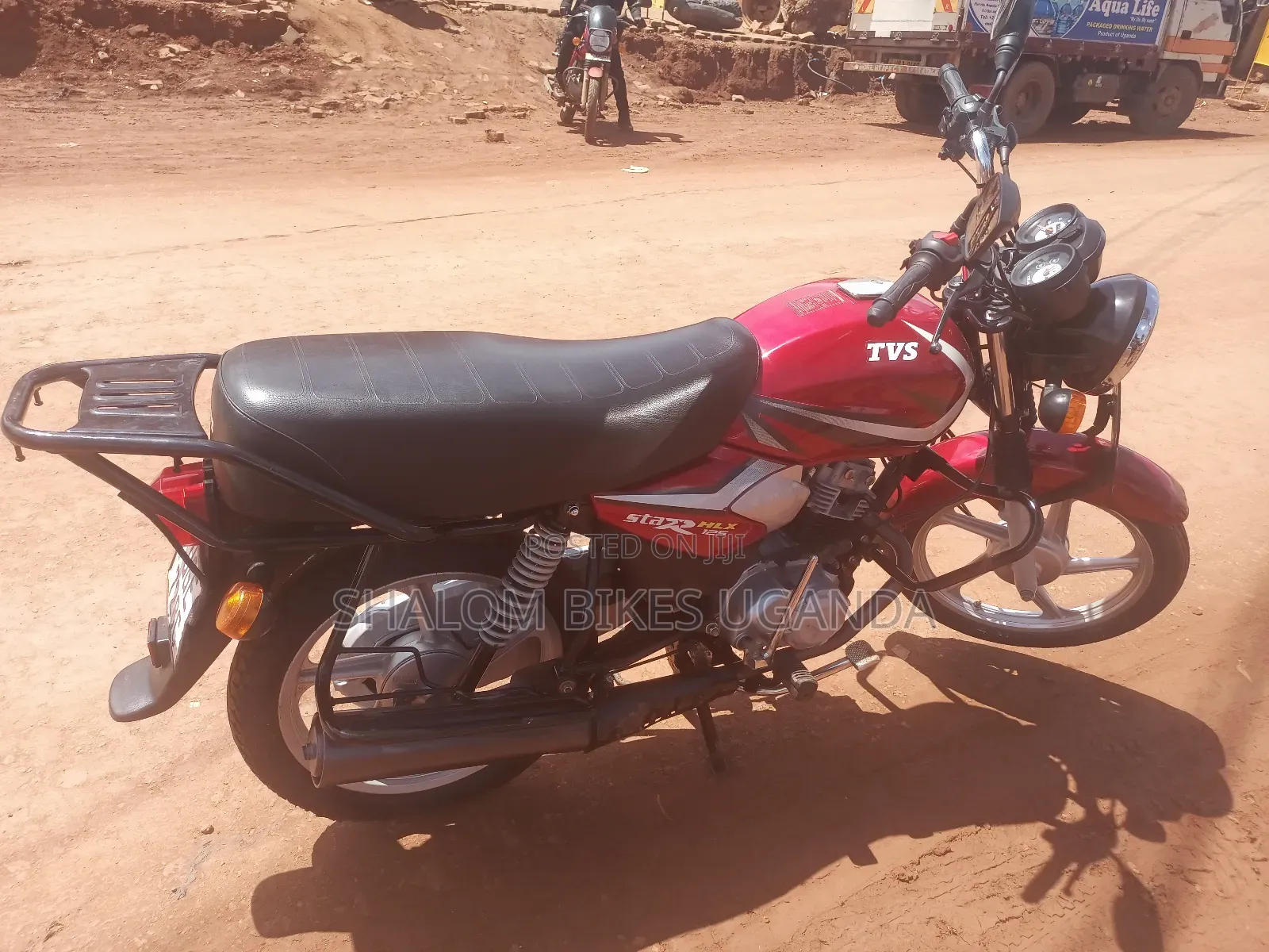 TVS HLX 125 2025 Red