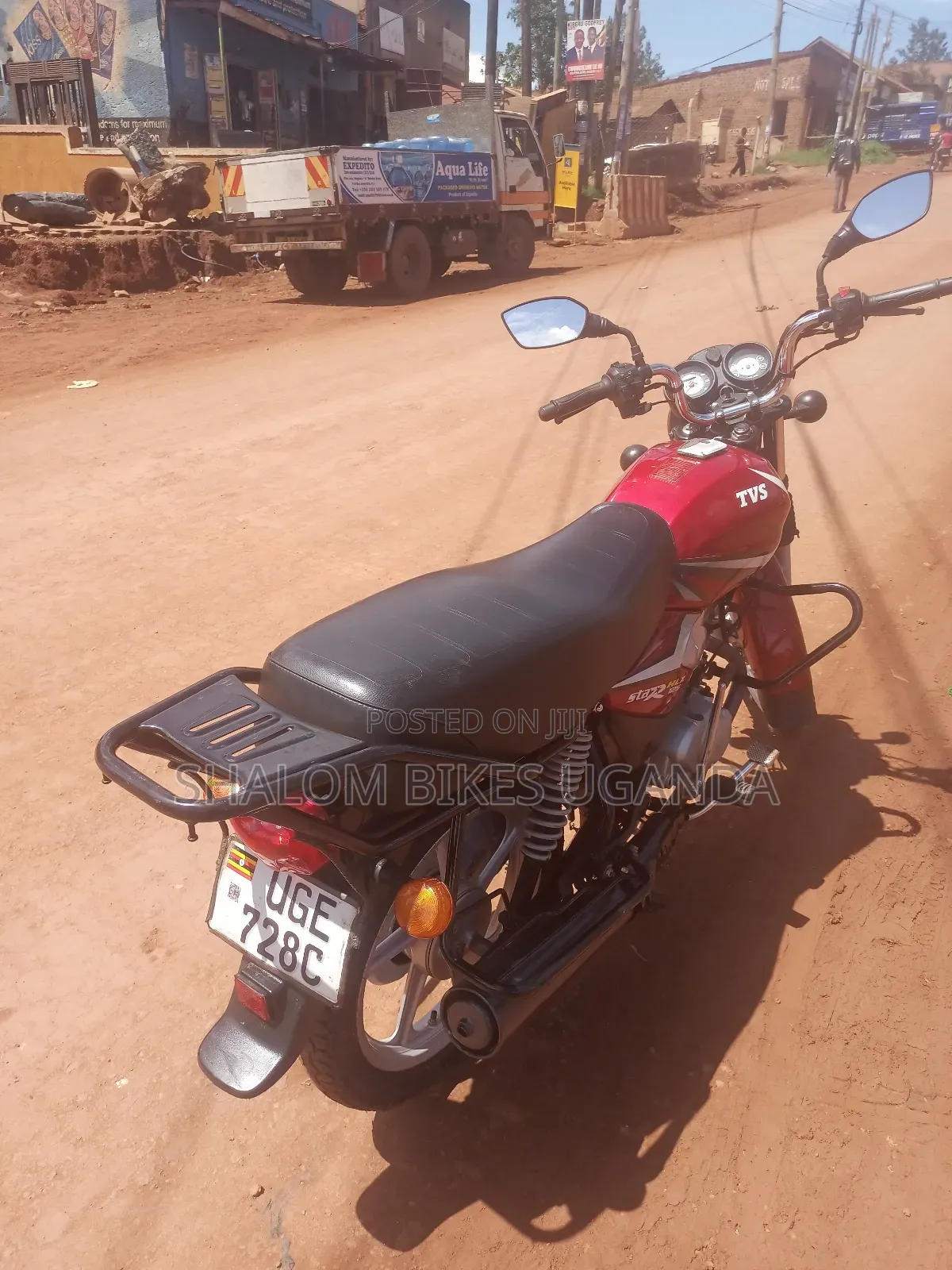 TVS HLX 125 2025 Red