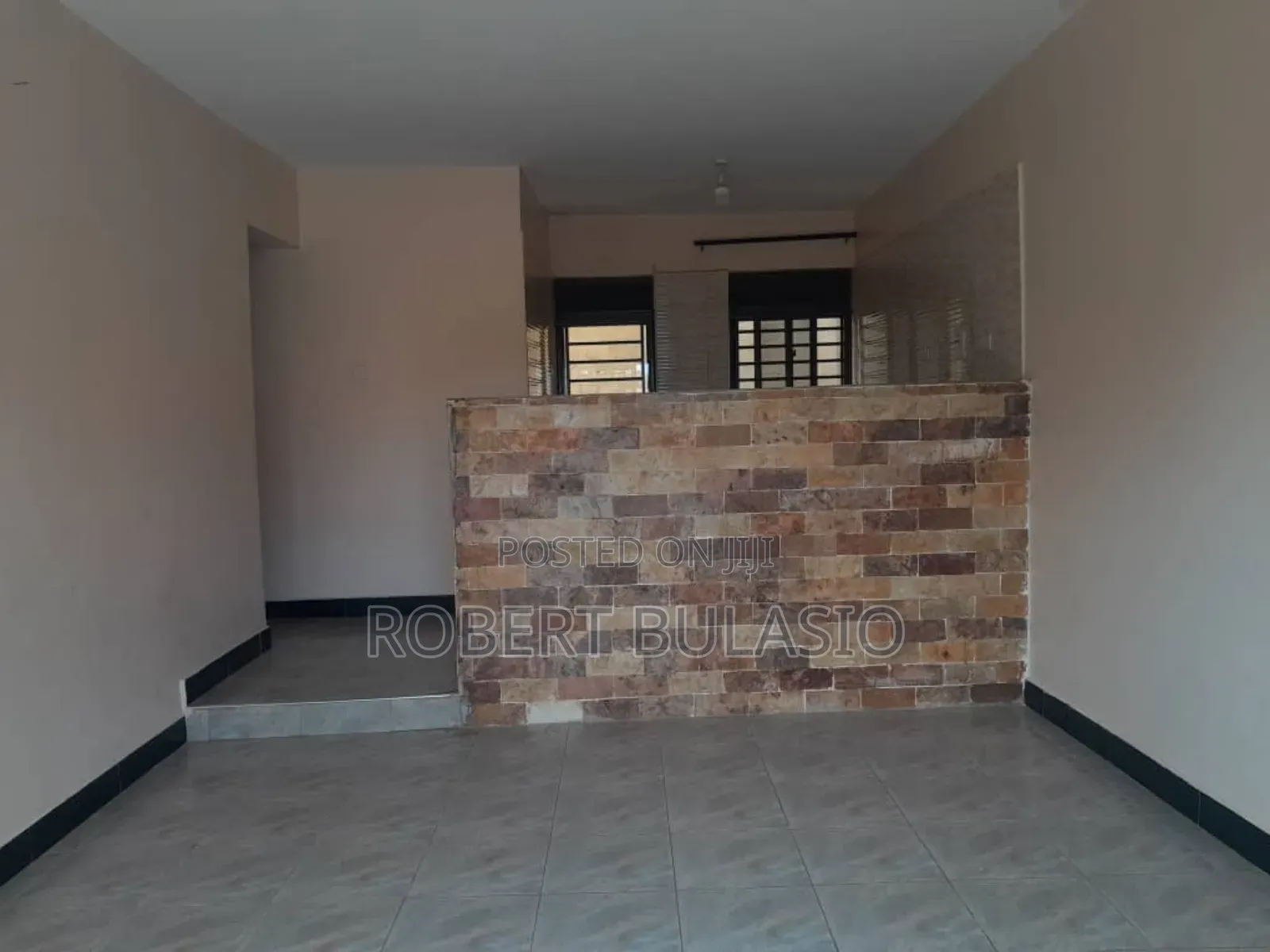 2bdrm House in Kira for rent