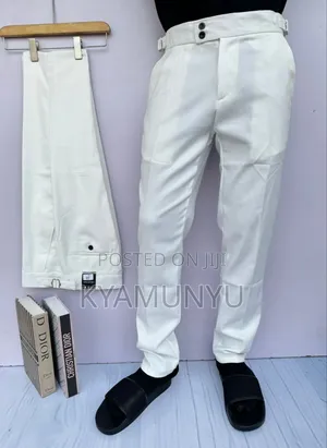 Beltless White Gentle Trouser