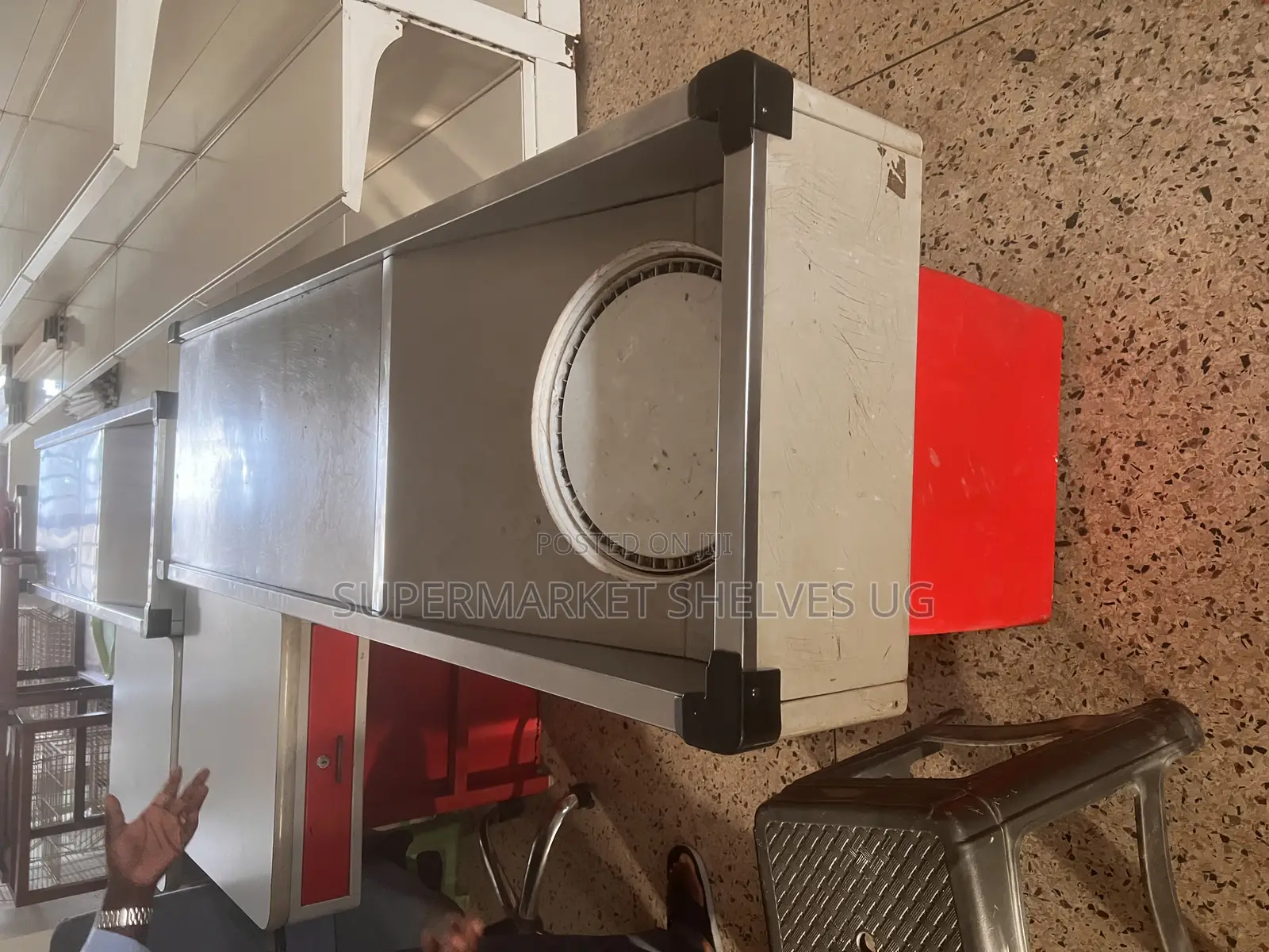 Supermarket Counter Used but Condition on Sale at 1800000