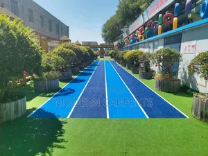 Photo - Vertical Artificial Turf of All Colours
